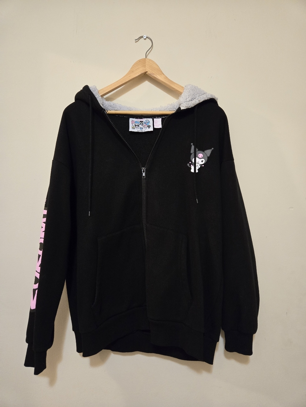 Forever 21 Black Zip-Up Kuromi Hoodie with Pink Sleeve Accent - Picture 2 of 8